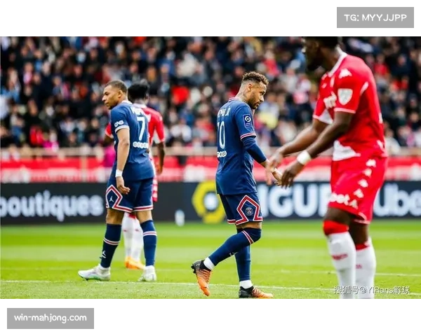 巴黎FC1-0客胜摩纳哥 升班马客场战术执行完美